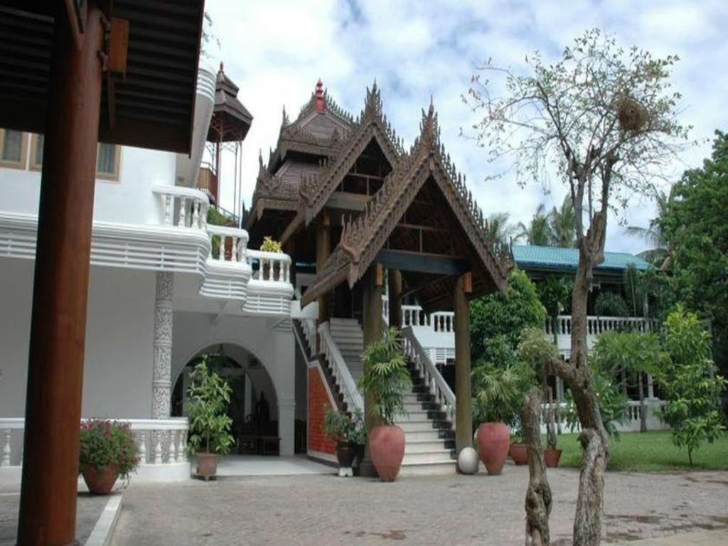 Emerald Land Hotel Мандалай Экстерьер фото
